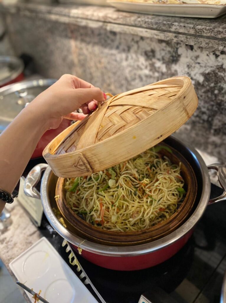 Spiced vegetable noodles